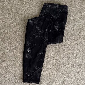Lululemon Black Patterned Leggings